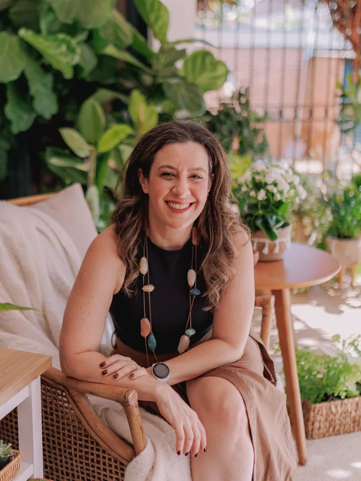 Heloísa Salgado, psicoterapeuta com ênfase em luto perinatal e psicologia esportiva do Espaço Casulo